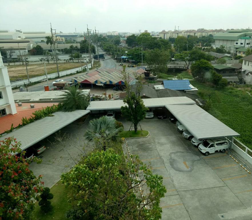 Taweesuk Residence Samut Sakhon Exteriör bild